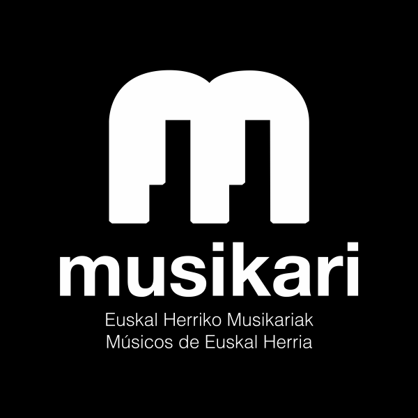 Musikari
